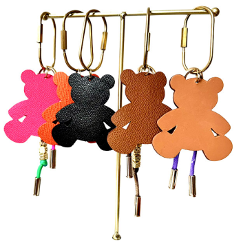 porte cle lucky charm nounours cuir maud fourier